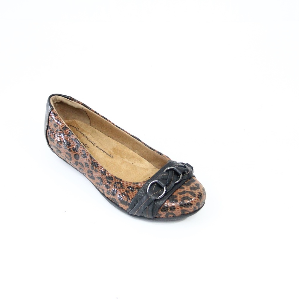 Women Animal Print Shoes sz 7 Softspots Posie ballet flat Y2K style leopard